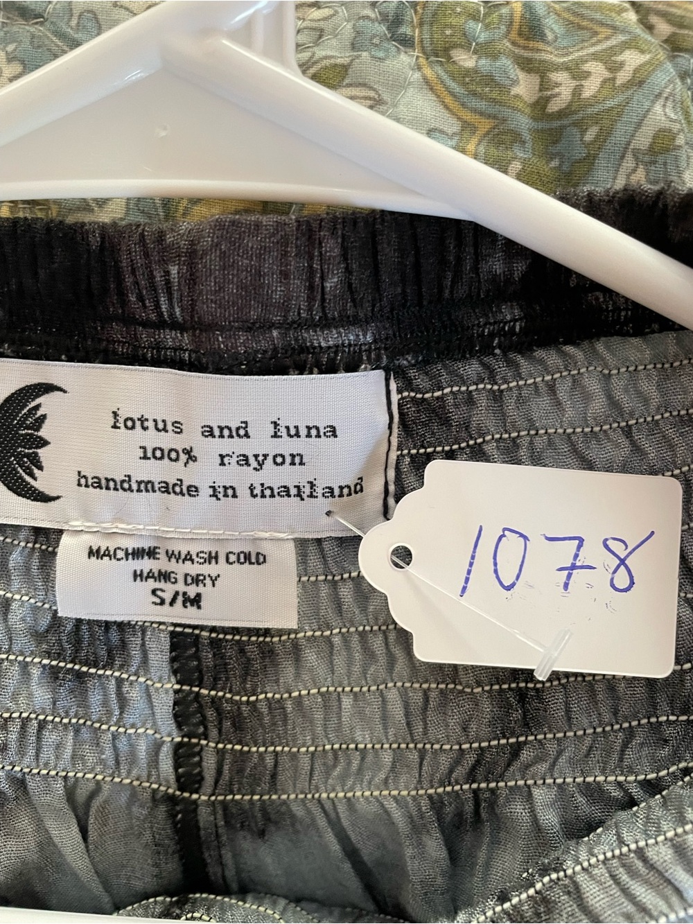 Lotus & Luna S/M Tie Dye Harem Pants Gray Black Rayon Boho Yoga - Picture 7 of 7